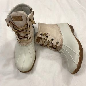 Sperry Women’s Saltwater Duck Boot